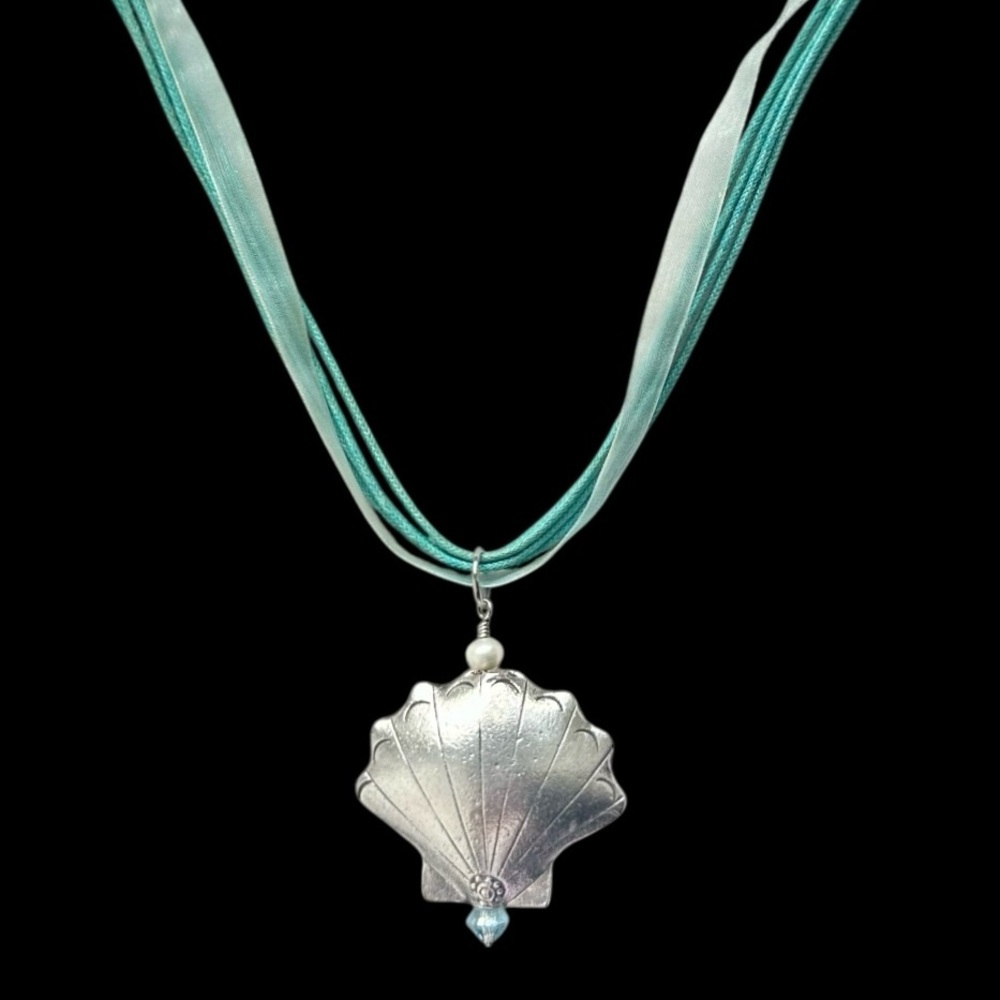 Sterling Silver Scallop Shell Pendant Necklace with Freshwater Pearl Detail